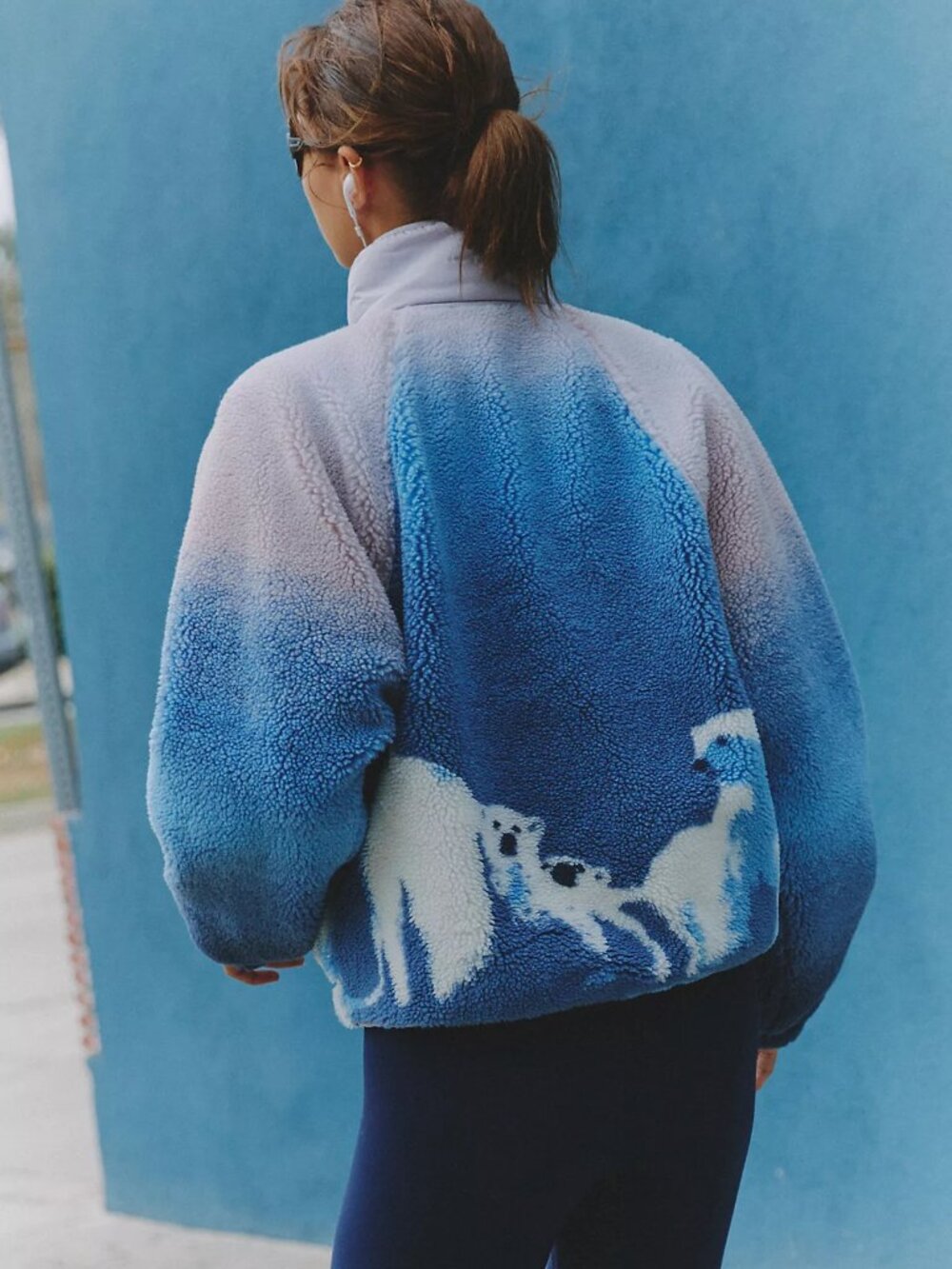 Hit The Slopes Printed Fleece Pullover 🐻‍❄️ - Picture 2 of 8